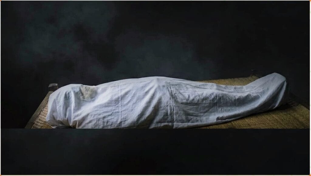 রায়গঞ্জে অজ্ঞাত গাড়ির ধাক্কায় একজন নিহত