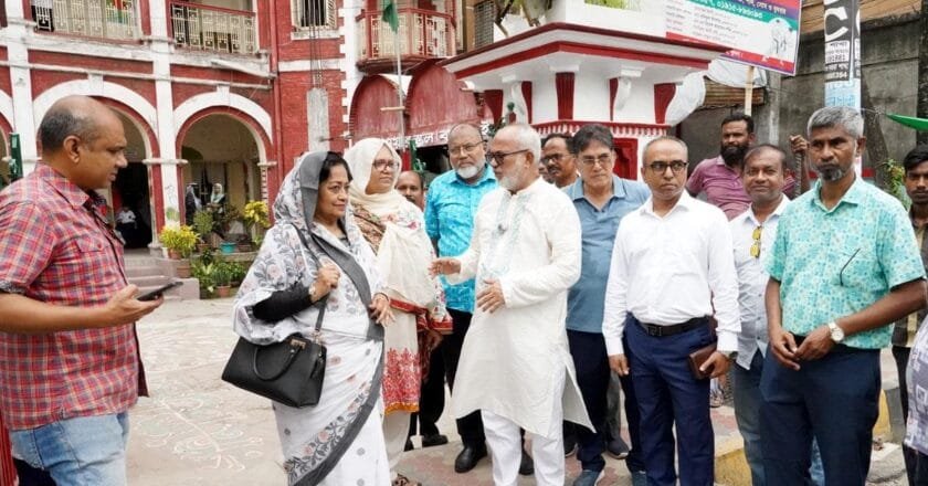 বর্ষার শেষ পর্যন্ত চলবে বিশেষ পরিচ্ছন্নতা অভিযান: কেসিসি প্রশাসক