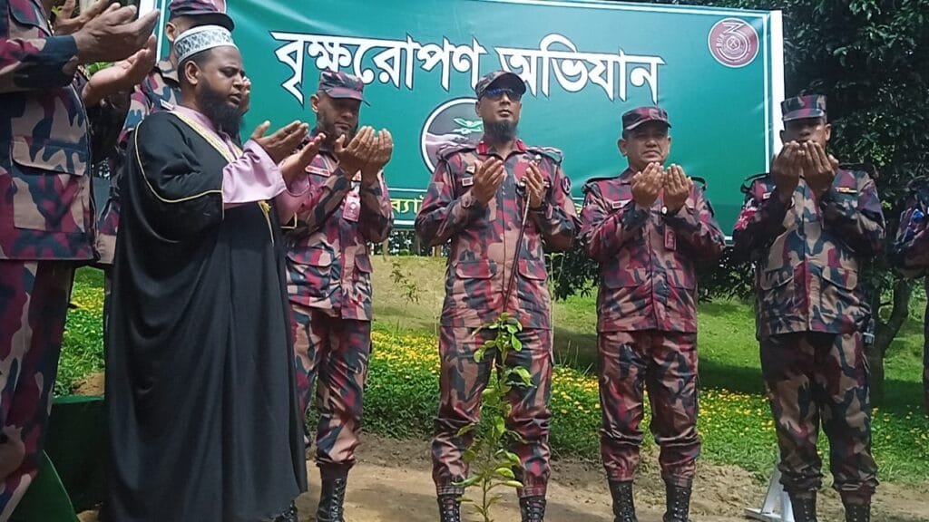 পানছড়িতে বিজিবির বৃক্ষরোপণ কর্মসূচি উদ্বোধন