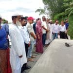 মানিকগঞ্জে কালিগঙ্গা নদীর শিমুলিয়া খেয়াঘাট ভাঙন রোধে জিও ব্যাগ ফেলার কার্যক্রম উদ্বোধন