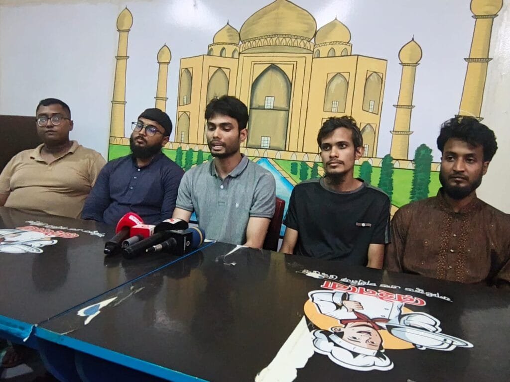 কুড়িগ্রামে জেলা জাতীয় যুবশক্তি নেতৃবৃন্দকে উপজেলা কমিটির ফুলেল সংবর্ধনা 