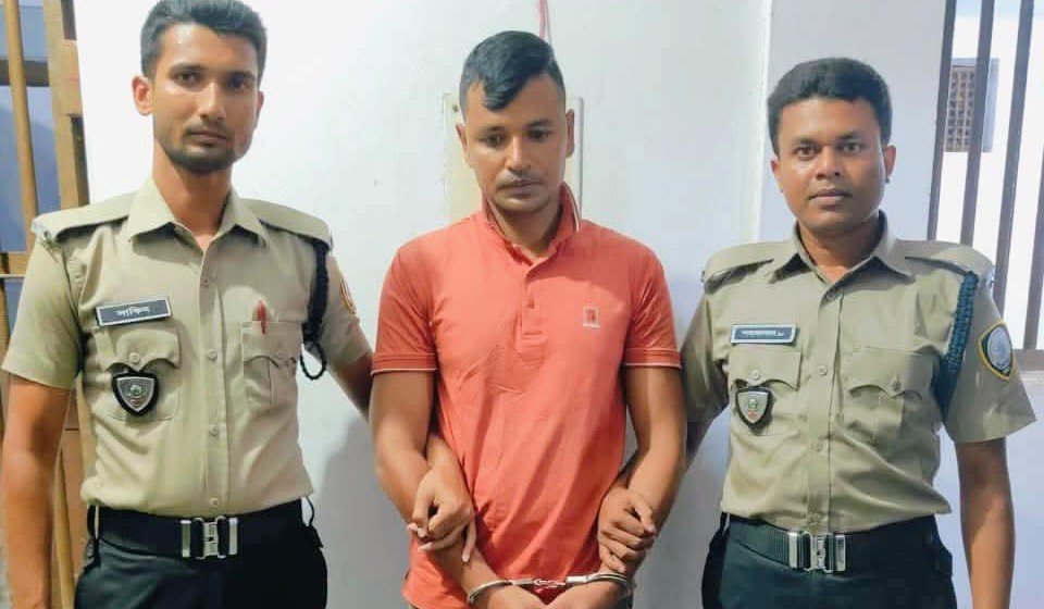 মির্জাগঞ্জে ২৫ পিস ইয়াবাসহ ছাত্রদল নেতা আটক