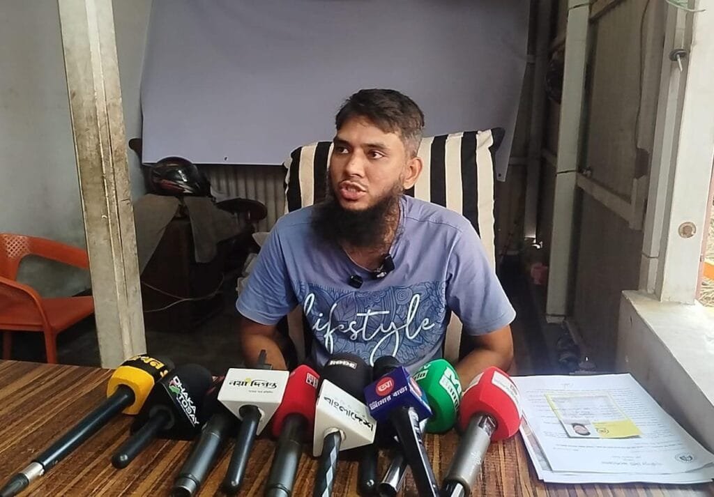 অপপ্রচারের প্রতিবাদে গাজীপুরে ঠিকাদার মামুনের সংবাদ সম্মেলন