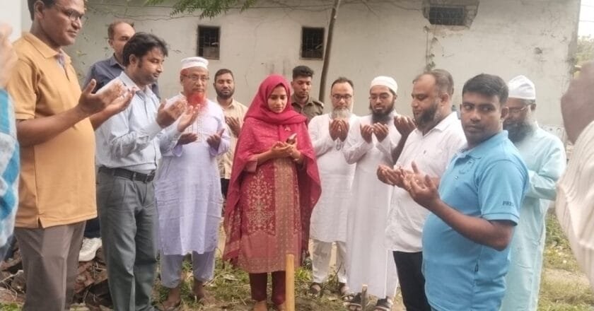 ​দৌলতপুরে প্রেসক্লাবের উন্নয়ন কাজের উদ্বোধন