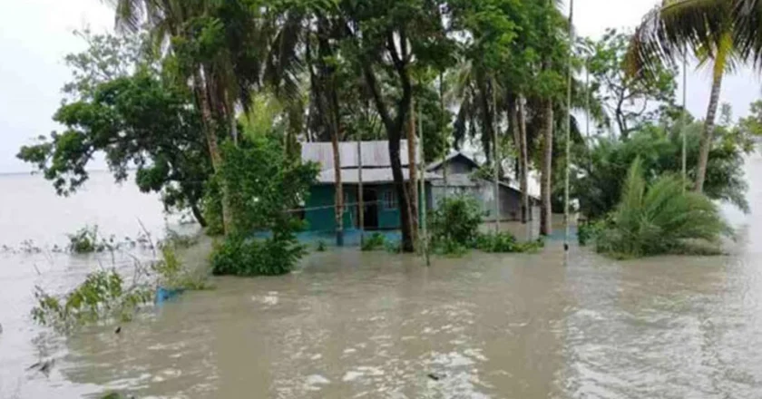 ৪৮ ঘণ্টার মধ্যে ১০ জেলায় বন্যার শঙ্কা, নিম্নাঞ্চল প্লাবিত হওয়ার ঝুঁকি