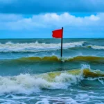 চার সমুদ্রবন্দরে ৩ নম্বর সতর্ক সংকেত