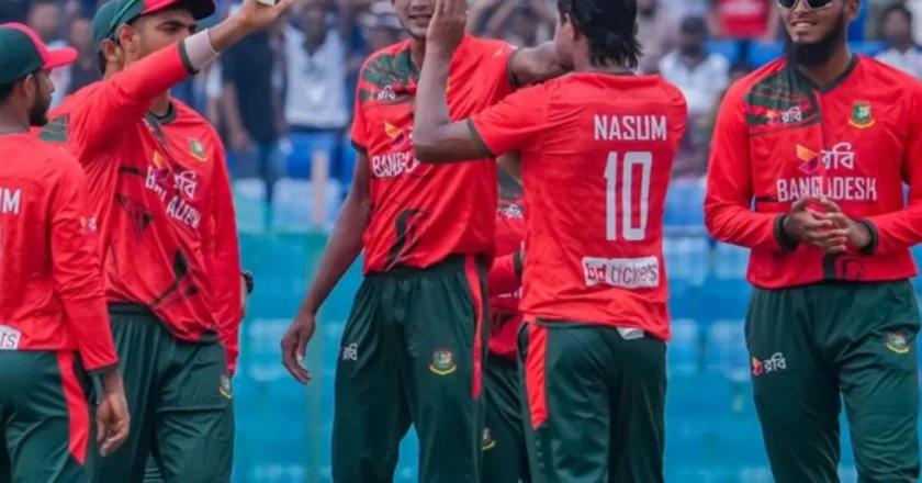 প্রথম টি-টোয়েন্টিতে ঘুরে দাঁড়ানোর চ্যালেঞ্জে বাংলাদেশ: কেমন হতে পারে একাদশ?