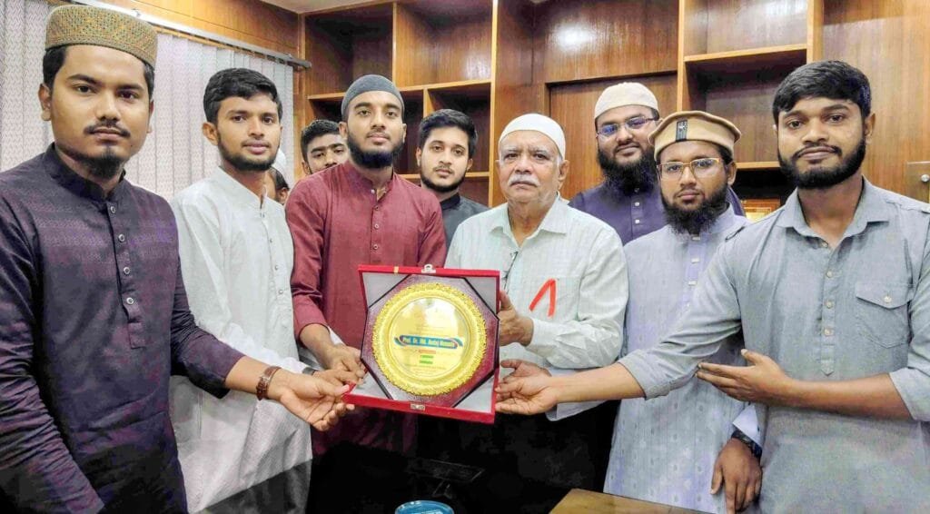 ইবির নবনিযুক্ত উপ-উপাচার্য ও ট্রেজারারকে তালাবায়ে আরাবিয়ার সংবর্ধনা