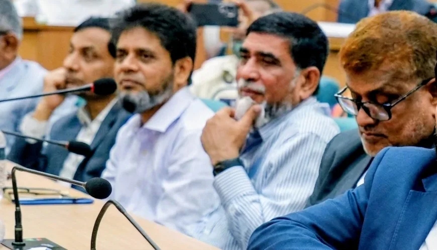 ঢাবিতে ‘ফ্যাসিস্ট সরকার পতনে শিক্ষকদের ভূমিকা’ শীর্ষক আলোচনা অনুষ্ঠানে সুবিপ্রবি উপাচার্য