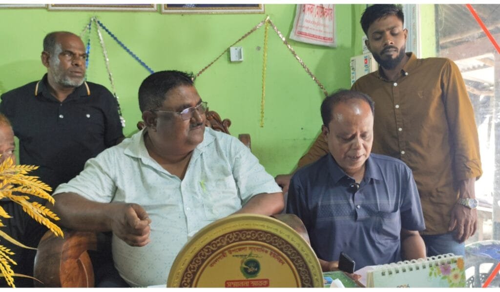 বদলগাছীতে যুবদল নেতার ওপর হামলার প্রতিবাদে সংবাদ সম্মেলন