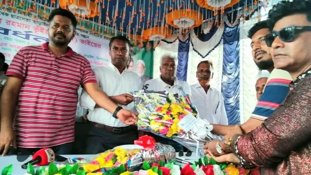 তাড়াইলে কেন্দ্রীয় যুবদল নেতা সবুজকে সংবর্ধনা