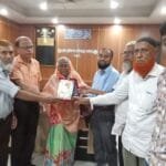 প্রাণী চিকিৎসায় বিশেষ অবদানে মরহুম কাজী মোফাজ্জল হোসেনকে মরণোত্তর সম্মাননা