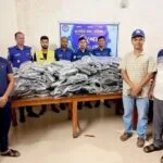 নাগেশ্বরীতে বণিক সমিতি সভাপতির বাড়িতে অভিযান, ২৫ লাখ টাকার ভারতীয় কাপড় জব্দ