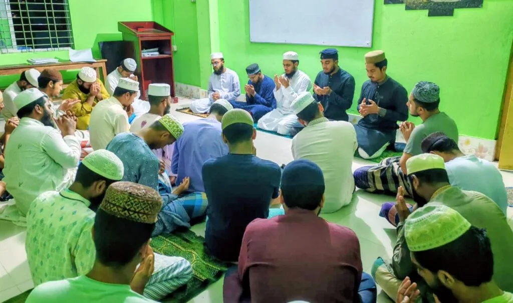 কুষ্টিয়ায় মওলানা আকরম খাঁ’র ৫৮তম মৃত্যুবার্ষিকীতে দোয়ার আয়োজন