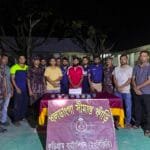 ভূরুঙ্গামারীতে পুলিশ-বিজিবির অভিযানে ৫৫ ভারতীয় মোবাইল জব্দ, আটক ১‎