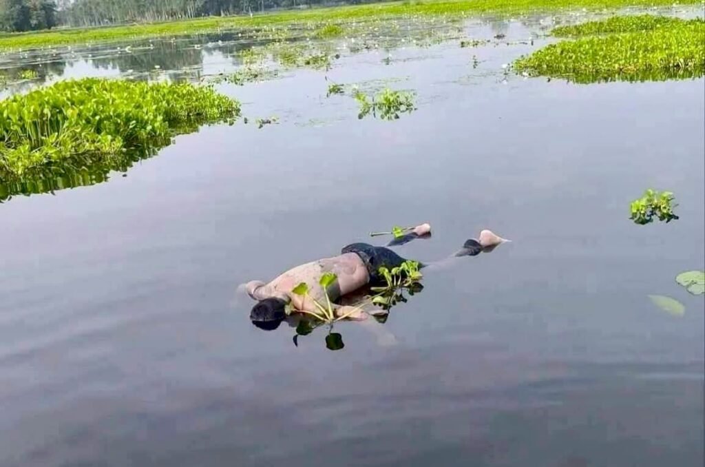 নাগেশ্বরীতে বিলে ভাসছে যুবকের মরদেহ, পরিচয় শনাক্তে তৎপর পুলিশ