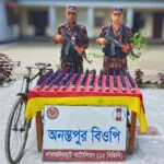ফুলবাড়ীতে বিজিবির পৃথক অভিযানে ইস্কাপ সিরাপ-গাঁজাসহ ৪ মোটরসাইকেল জব্দ