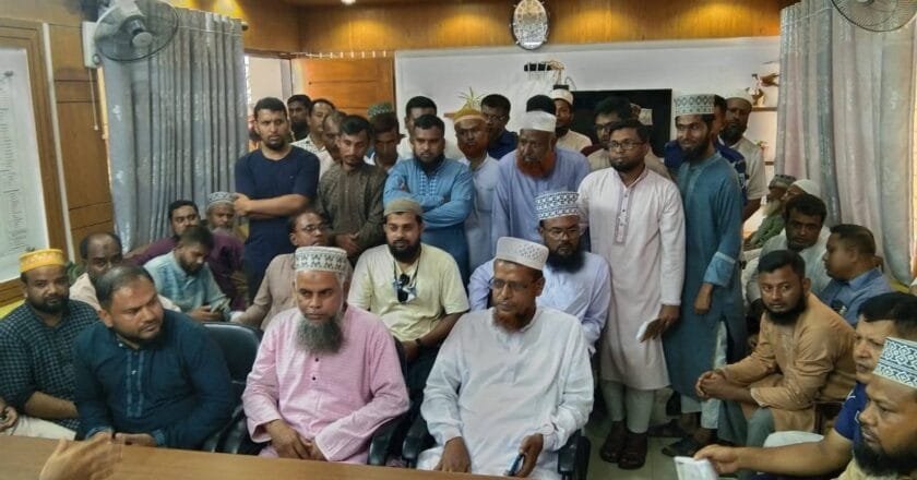 নাগেশ্বরীতে শিক্ষক বদলি কমিটি নিয়ে উত্তেজনা, ইউএনওকে জামায়াত নেতার হুমকির অভিযোগ