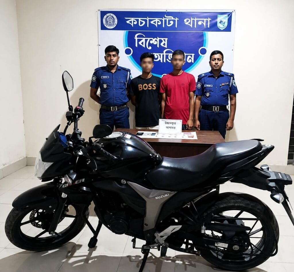 কচাকাটায় ১৭০ পিস ইয়াবাসহ দুই মাদক কারবারি গ্রেপ্তার