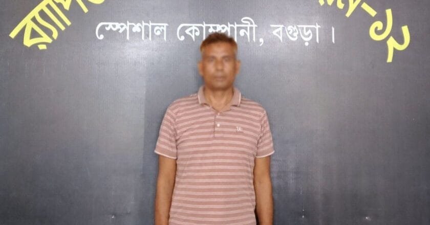 বগুড়ায় বাসচাপায় ৭ দিনমজুর নিহতের ঘটনায় প্রধান আসামি বাস চালক গ্রেপ্তার