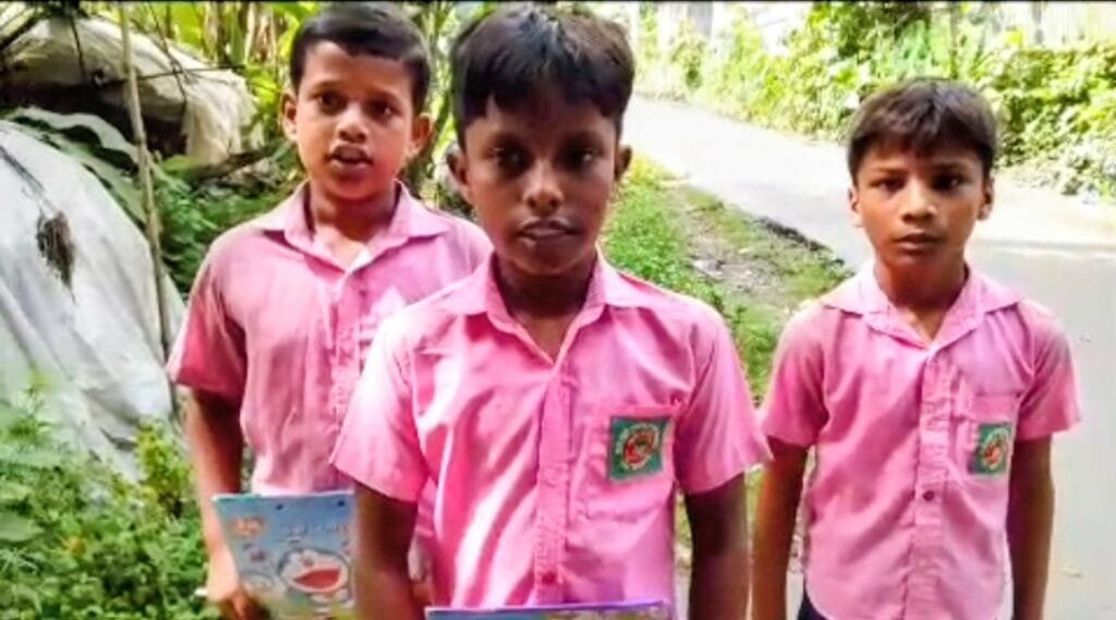 গুজুরি সরকারি প্রাথমিকের শিক্ষার্থীদের কাছে টাকা আদায়ের অভিযোগ