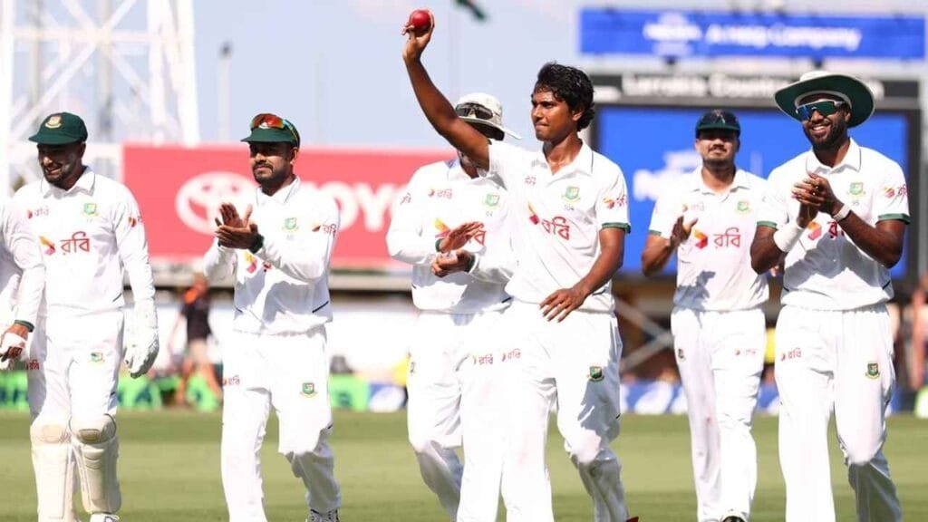 ডারউইন টেস্টের প্রথম দিনে ব্যাটে-বলে বাংলাদেশের দাপট