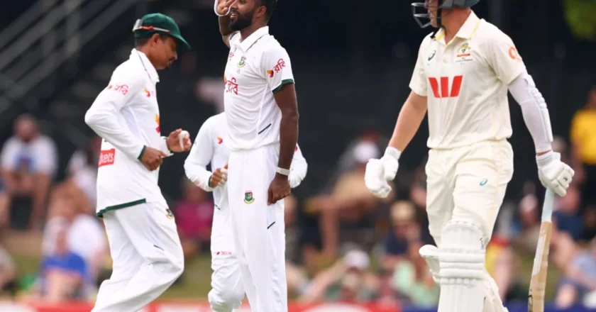 টাইগার পেসারদের তোপে ৮ উইকেট হারিয়ে বিপদে অস্ট্রেলিয়া