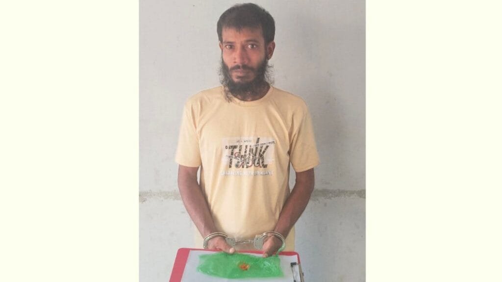 মির্জাগঞ্জে ১৫ পিস ইয়াবাসহ ১ মাদক কারবারি গ্রেফতার