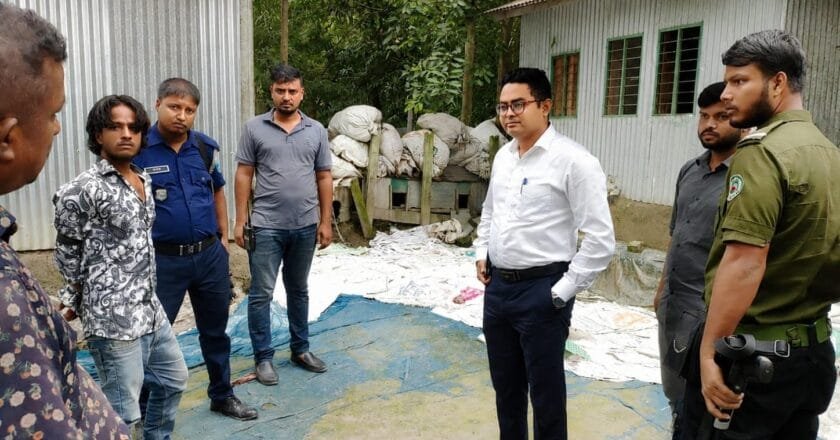 সাটুরিয়ায় মাকে মারধরের অভিযোগে নেশাগ্রস্ত যুবকের ৬ মাসের কারাদণ্ড