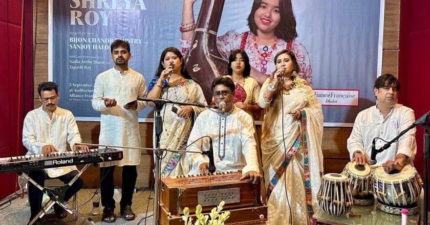 জমকালো অনুষ্ঠানের মধ্য দিয়ে ‘সুরের খেয়ার’ আনুষ্ঠানিক যাত্রা শুরু