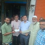 বকশীগঞ্জে অগ্নিকাণ্ডে ক্ষতিগ্রস্ত ৮ দোকানিকে আর্থিক সহায়তার চেক প্রদান
