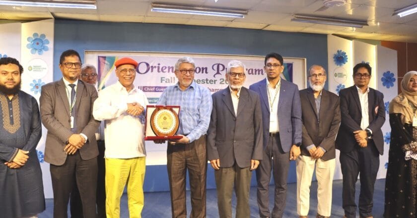 ‘জুলাই নিয়ে বিভক্তি হলে সুযোগ নেবে পুরোনো শক্তি’: মানারাত ইউনিভার্সিটিতে যুগান্তর সম্পাদক