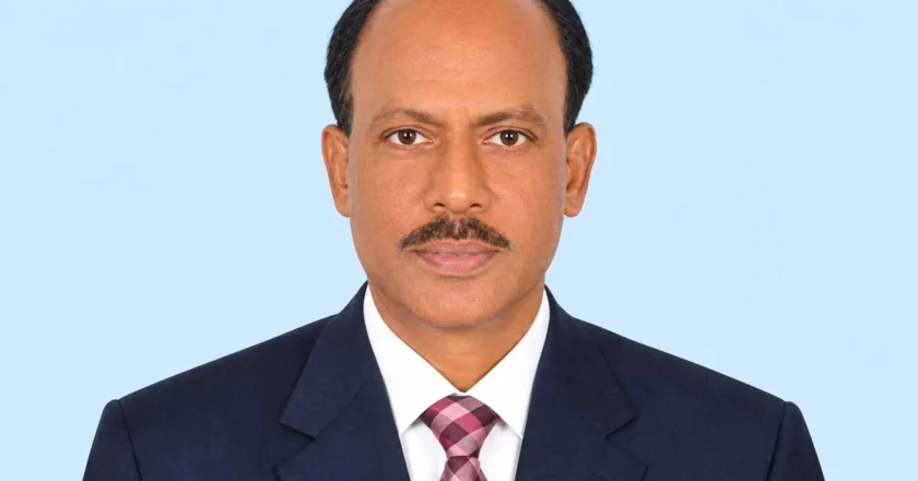 ঢাকা সেন্ট্রাল ইউনিভার্সিটির নতুন উপাচার্য অধ্যাপক লুৎফর রহমান