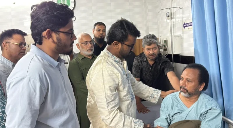 বিএনপি নেতা বাচ্চুকে দেখতে হাসপাতালে প্রধানমন্ত্রীর রাজনৈতিক সহকারী রাশেদ খাঁন