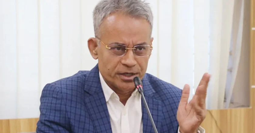 জনদুর্ভোগ বিবেচনায় সর্বনিম্ন ভাড়া বাড়ানো হয়েছে: সড়কমন্ত্রী