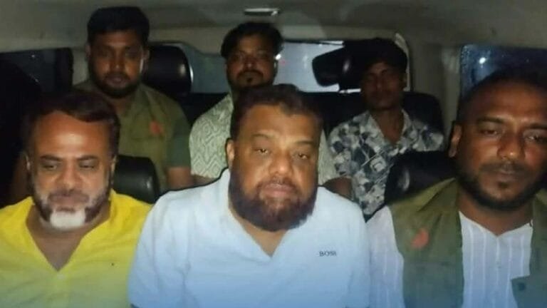 বগুড়া স্বেচ্ছাসেবক লীগ নেতা ভিপি শাহিনসহ ৪ জনের ৩ দিনের রিমান্ড