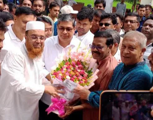 বিএনপিকে হেয় করতে জামায়াতের কৃত্রিম সারসংকট সৃষ্টির চেষ্টা: কুড়িগ্রামে সমবায় প্রতিমন্ত্রী