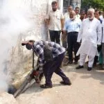 খুলনার খালিশপুরে পরিচ্ছন্নতা কার্যক্রমে গাফিলতিতে ক্ষোভ কেসিসি প্রশাসকের