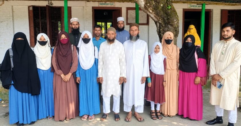 নজরুল বর্ষ প্রতিযোগিতায় ধুকুরিয়াবেড়া ফাযিল মাদ্রাসার ১০ শিক্ষার্থীর সাফল্য