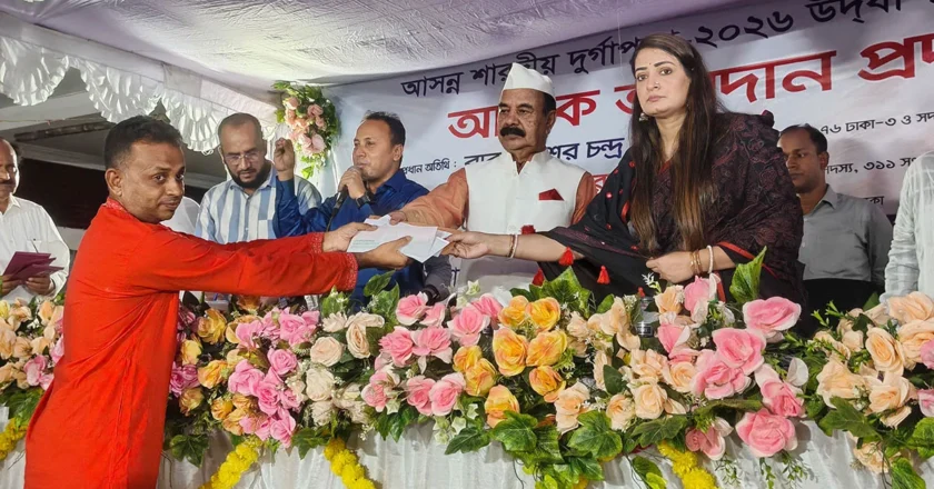 হাসিনাকে বন্দী করেই কেরানীগঞ্জ মহিলা কারাগার উদ্বোধনের দাবি গয়েশ্বর রায়ের